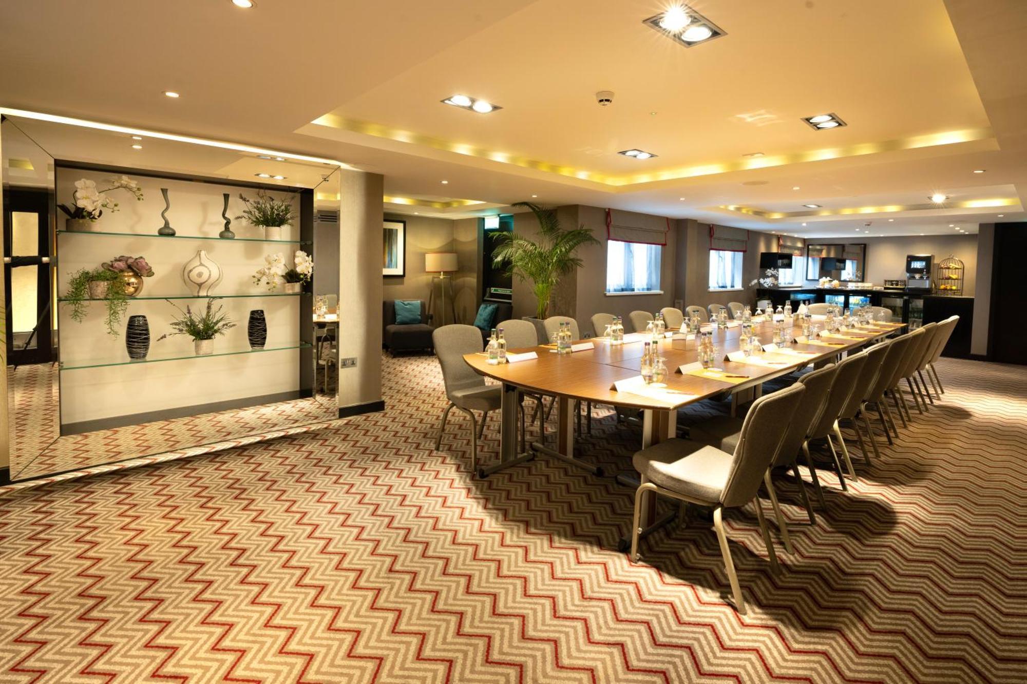 Crowne Plaza Gerrards Cross By Ihg Отель Биконсфилд
