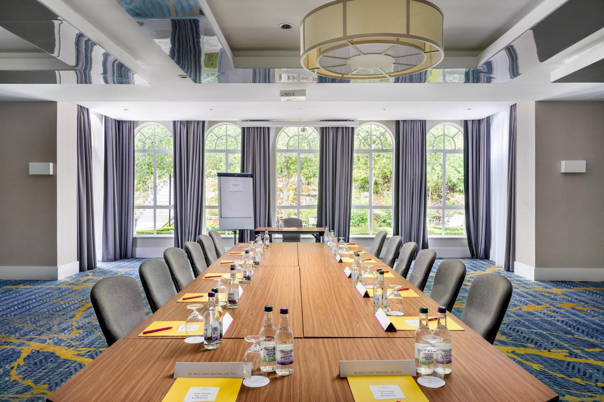 Crowne Plaza Gerrards Cross By Ihg Отель 4*